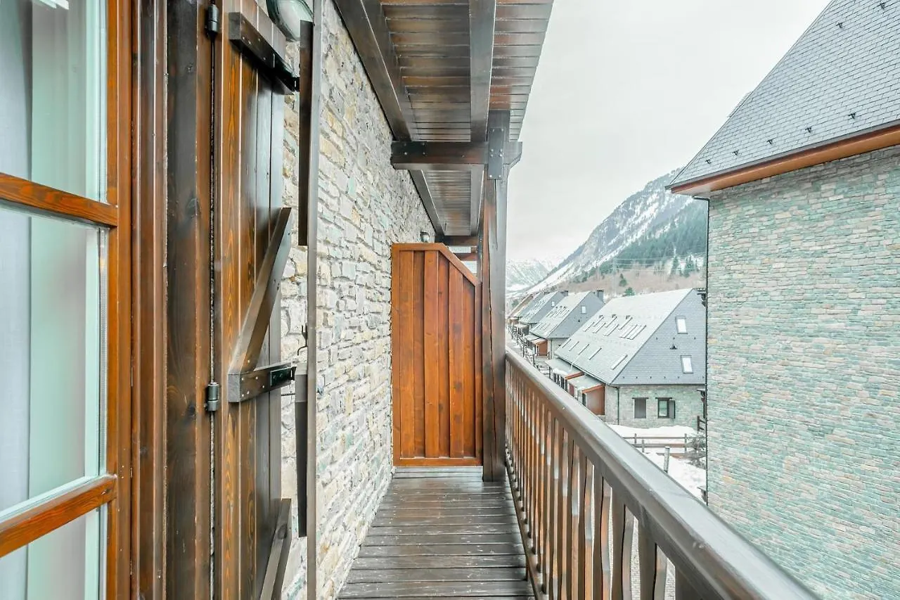 Luderna - Apartamento Val De Ruda B65 Liat Naut Aran 0*,
